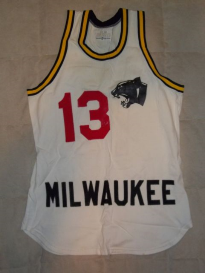 mke_bb_jersey_1982.png