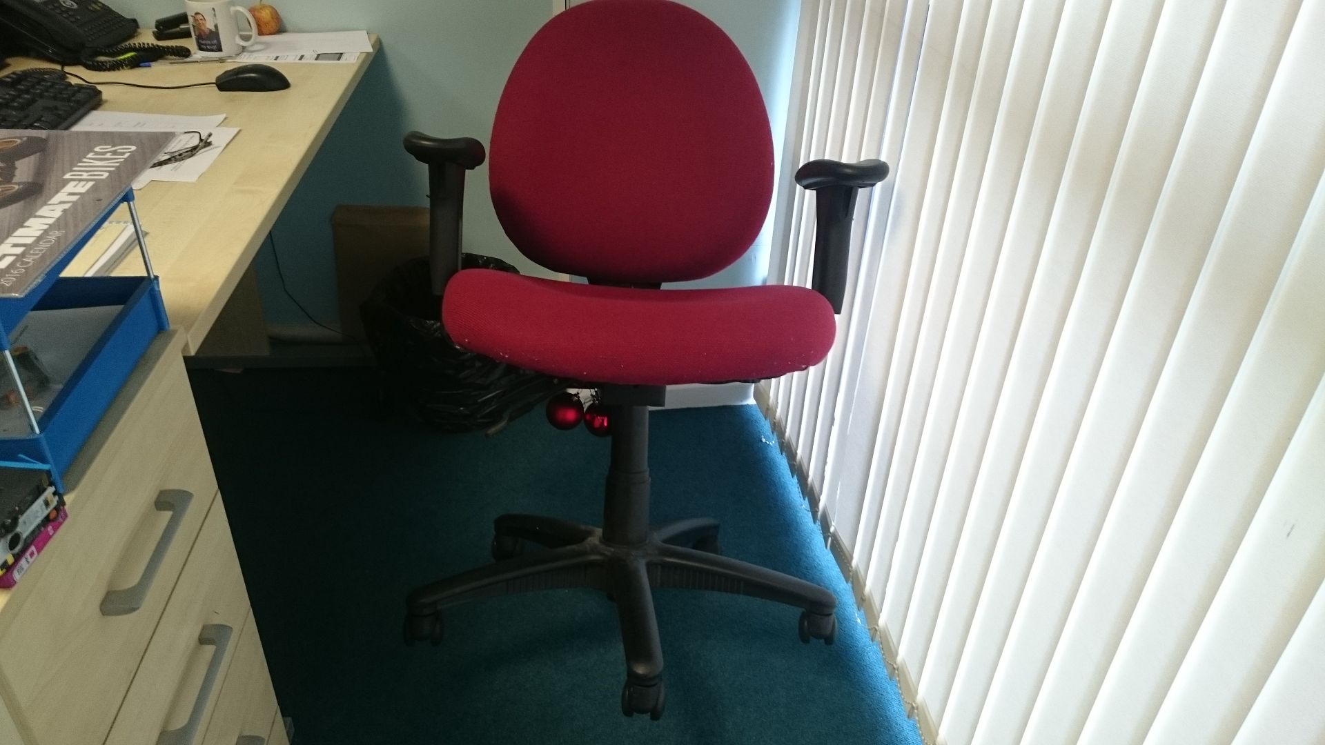 Image: http://i1209.photobucket.com/albums/cc387/Bumfez/DSC_0328_zpsg0gp5adh.jpg