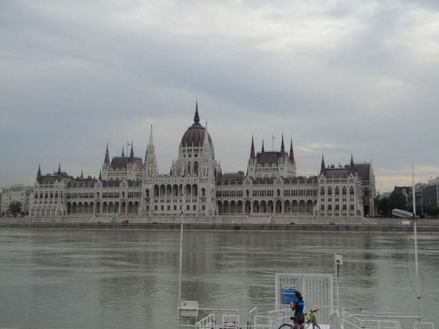 4 DIAS EN BUDAPEST - Blogs de Hungria - Dia 3 Zona de Buda, Plaza de los Heroes, Baños Szechenyi. (7)