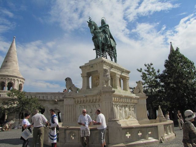 4 DIAS EN BUDAPEST - Blogs de Hungria - Dia 3 Zona de Buda, Plaza de los Heroes, Baños Szechenyi. (13)