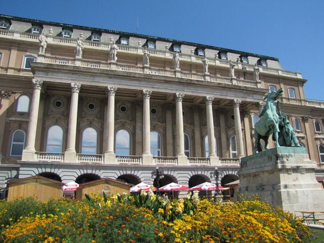 4 DIAS EN BUDAPEST - Blogs de Hungria - Dia 3 Zona de Buda, Plaza de los Heroes, Baños Szechenyi. (24)