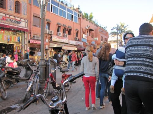 Marrakech un viaje muy económico - Blogs of Morocco - Día 1: Comienza la aventura (4)