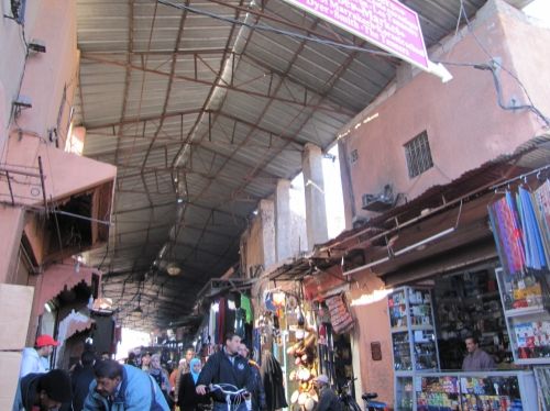 Marrakech un viaje muy económico - Blogs de Marruecos - Día 2: Descubramos la ciudad (20)