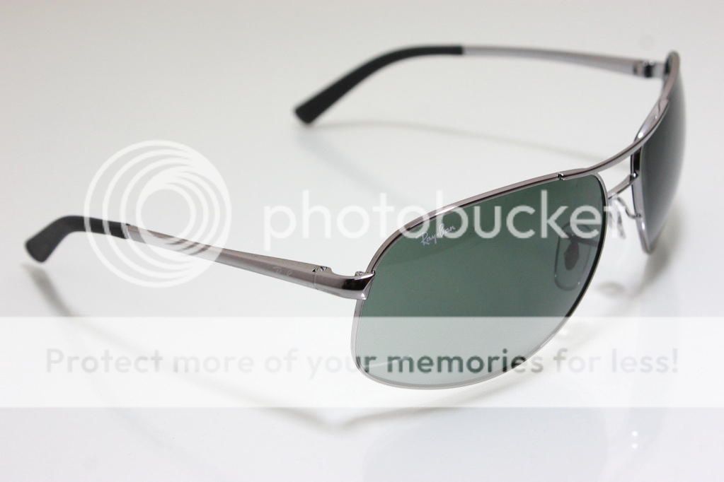   Gray Green Lenses Aviator Sunglasses Brand new from Luxottica Group